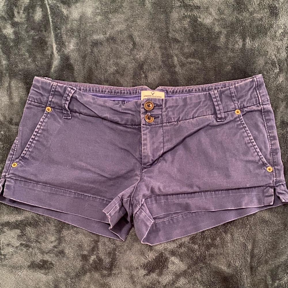American Eagle Favorite shorts